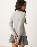 turtle neck fitted top in light grey melange